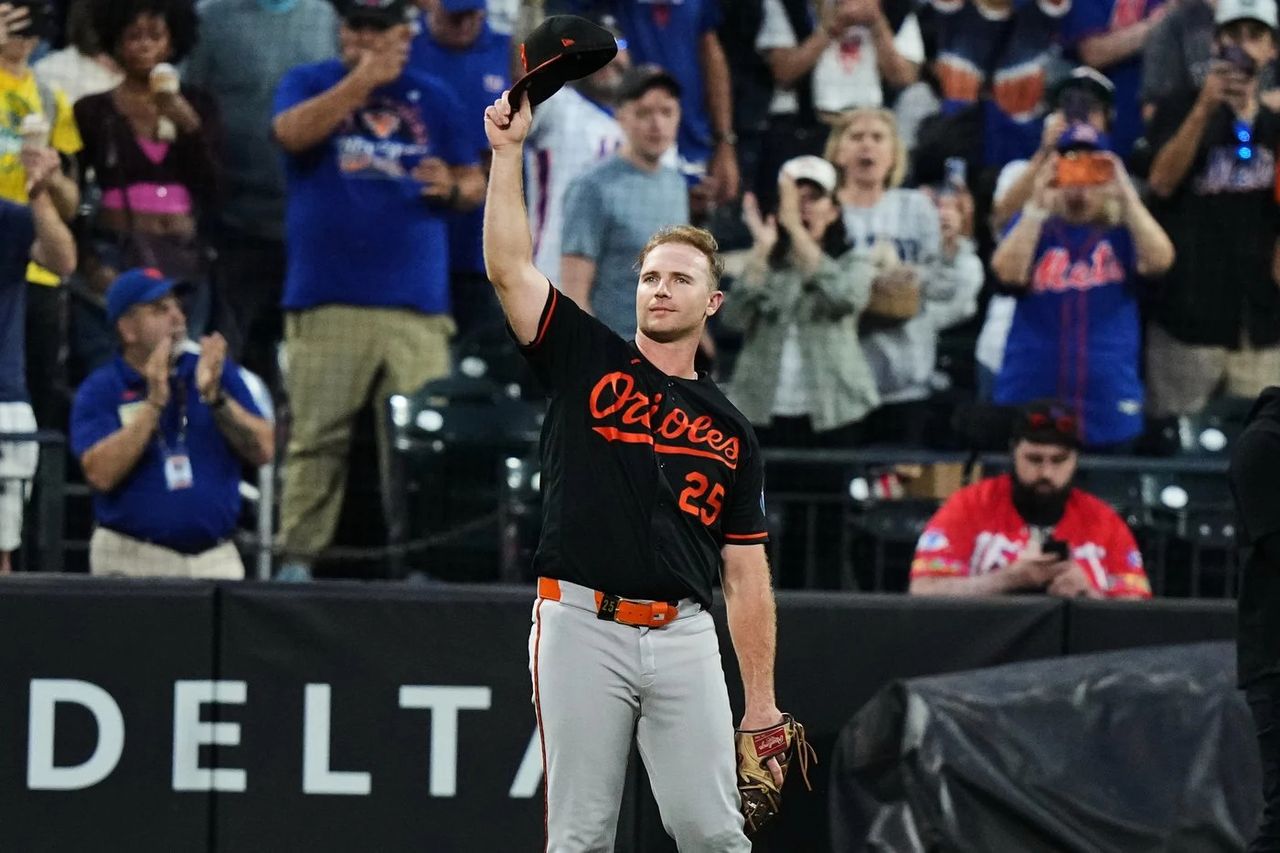 Alonso's 300th HR Not Enough as Mets Fall to Orioles in 11-Inning Marathon