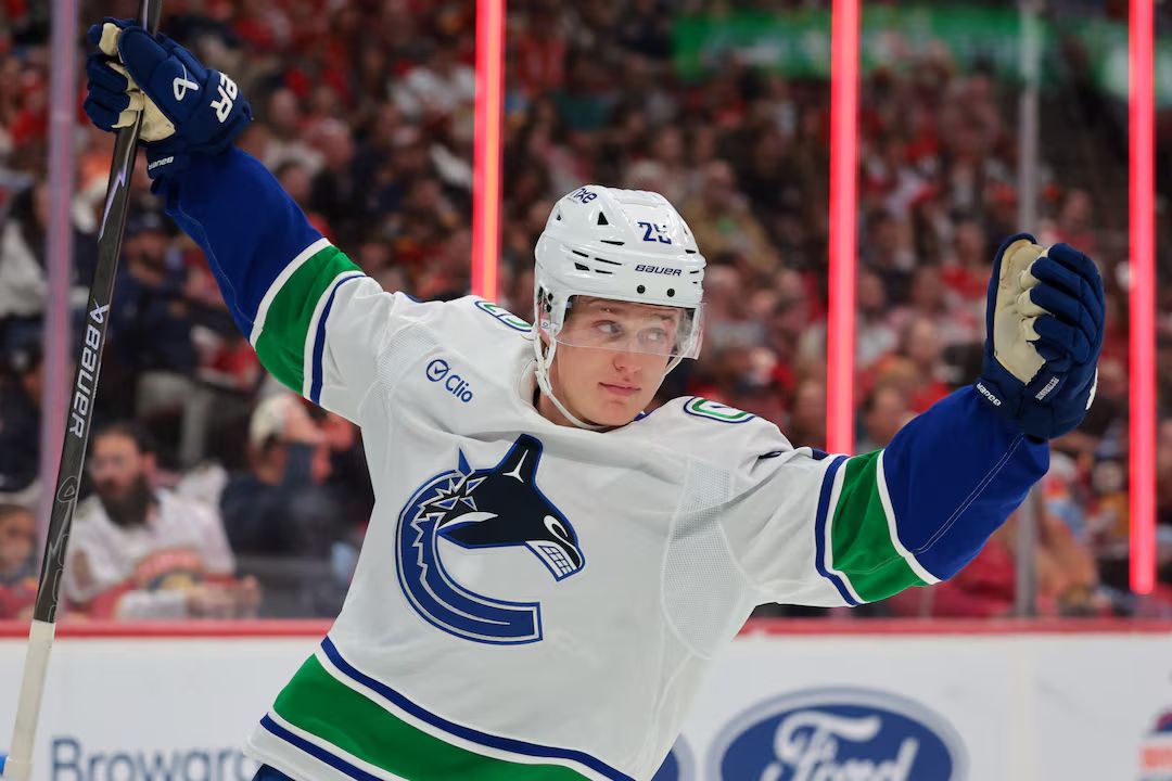Brady Tkachuk's second straight natural hat trick lifts Panthers over Canucks