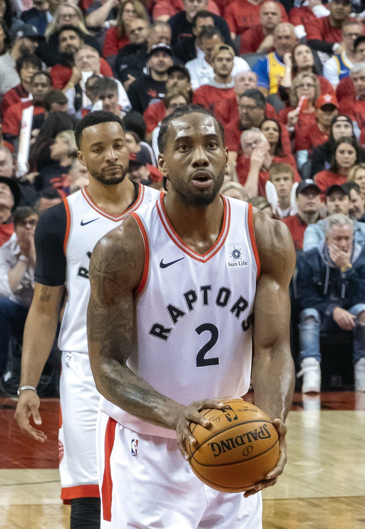 Kawhi Leonard sits out Raptors pre-season opener, likely to miss Vancouver game