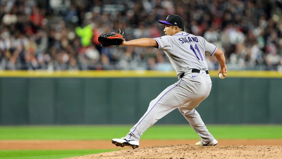 Murakami's Two Homers Lead White Sox Past Rockies in Season Series Opener