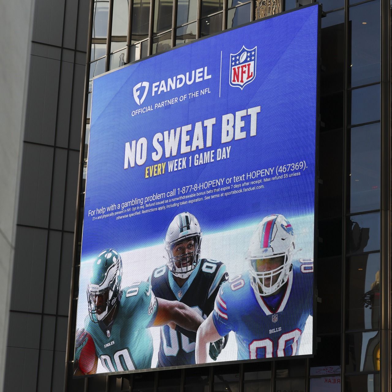 Prediction Markets Reshape NFL Betting as Traditional Sportsbooks Face Unprecedented Competition