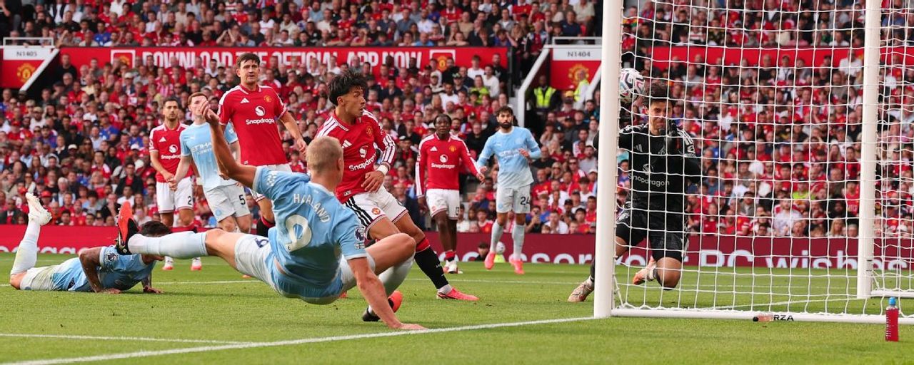 Premier League Admits VAR Error in Controversial Manchester Derby Decision