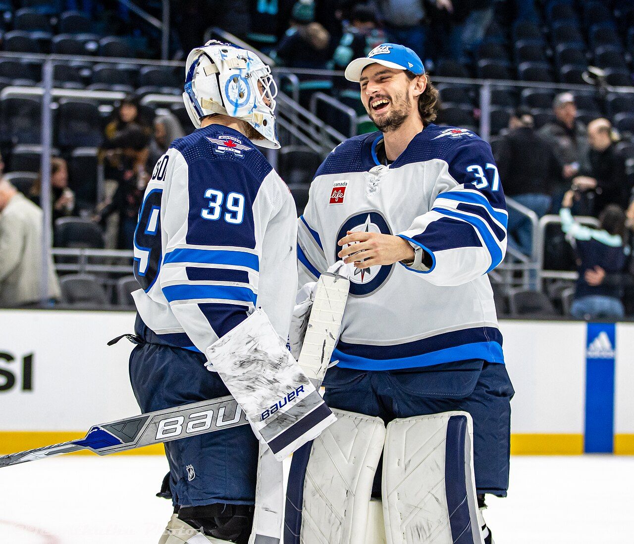 Winnipeg Jets trade Connor Hellebuyck to New Jersey Devils