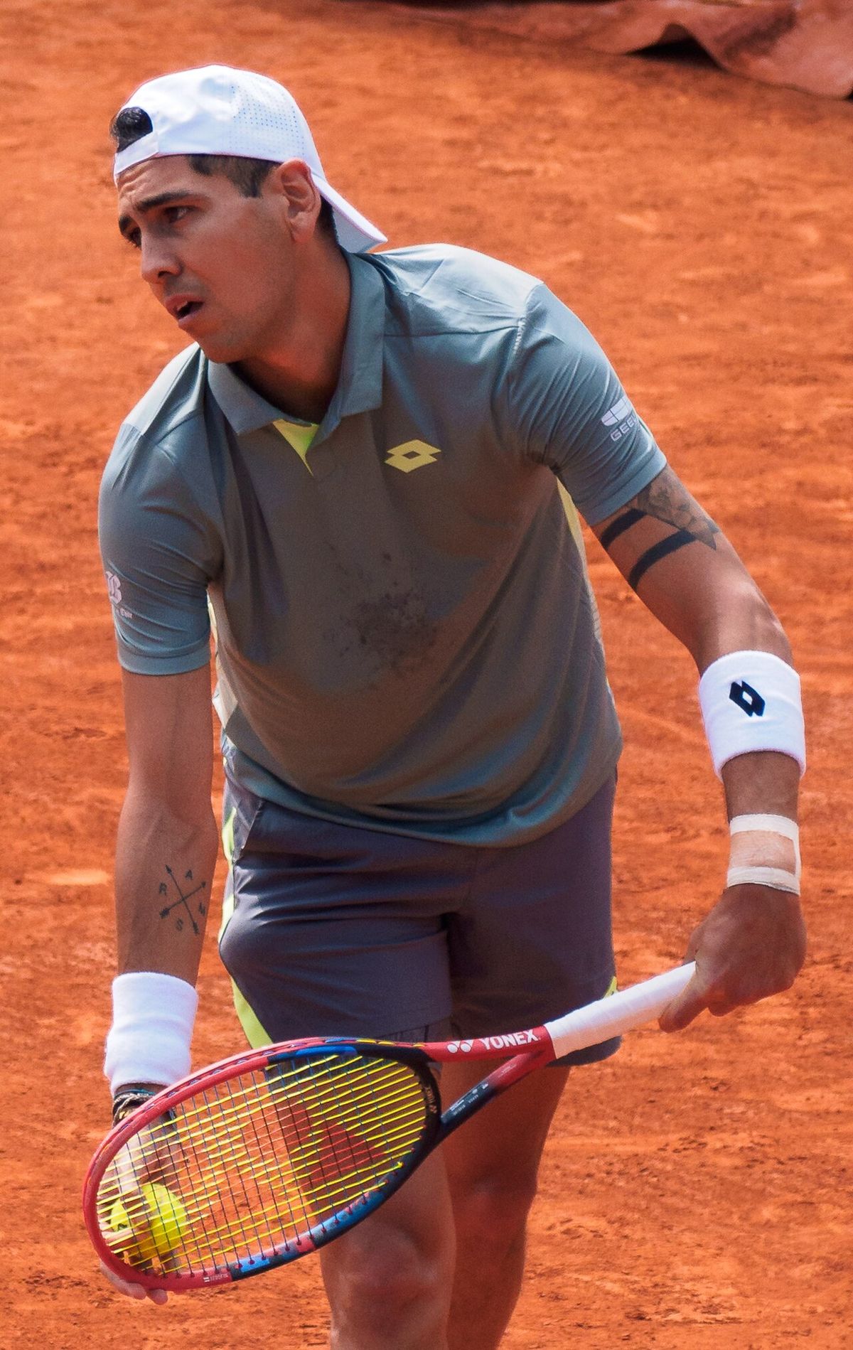 Alejandro Tabilo about to serve during his first round match against Arthur Cazaux at the 2025 French Open