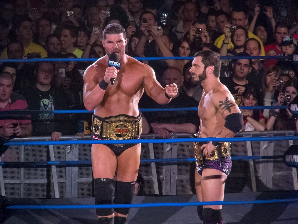 Austin Aries vs. Bobby Roode