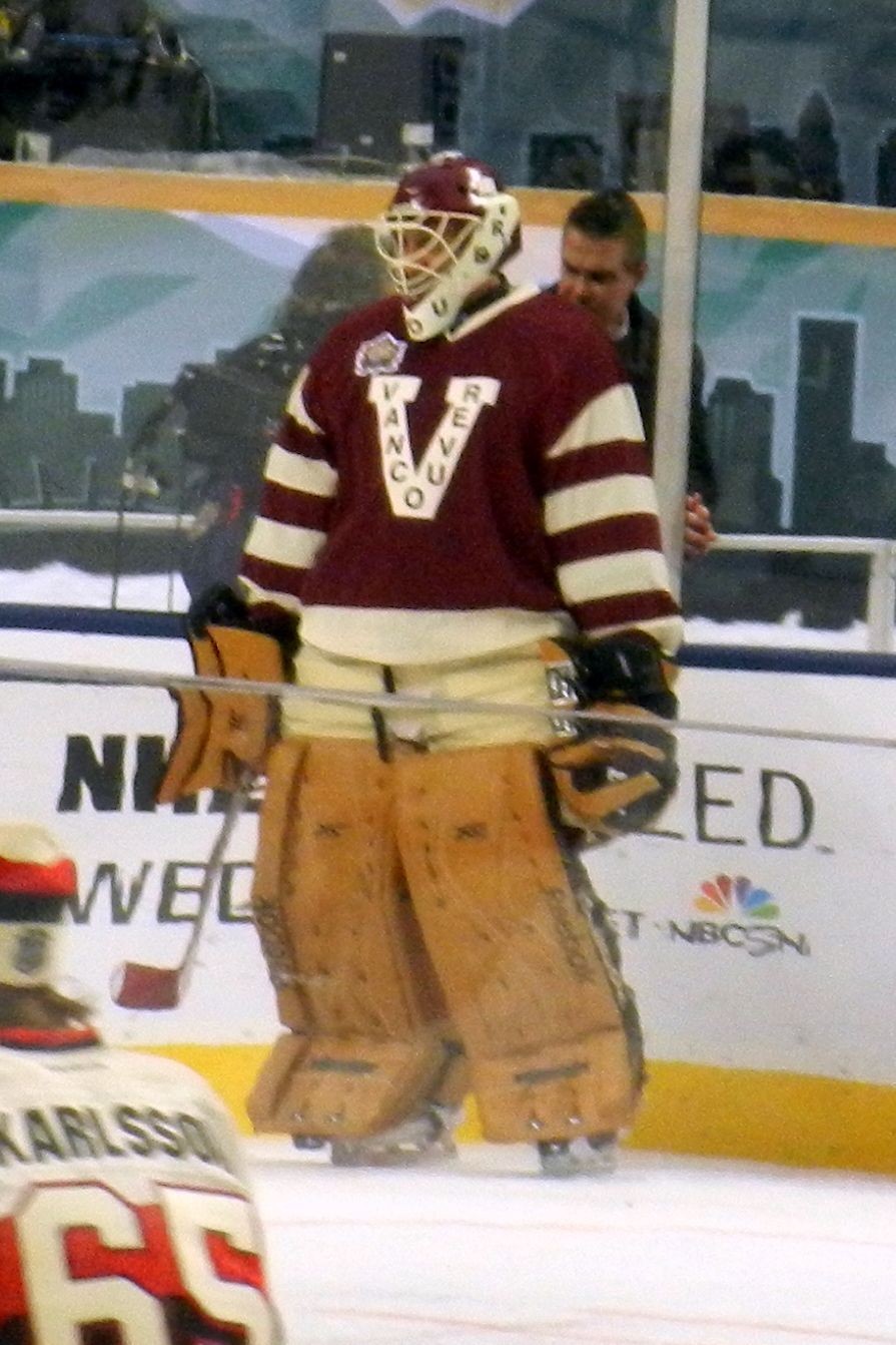 Roberto Luongo with the Vancouver Canucks in pregame warmups before the 2014 Heritage Classic