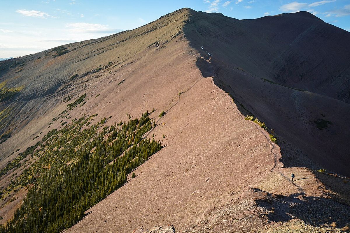 Carthew-Alderson Trail, part of the Great Divide Trail, in Waterton Lakes National Park. Photo credit: Stephen Hui